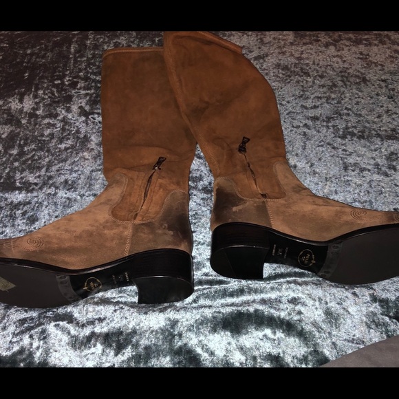 Prada suede Vero Cuoio boots - Picture 3 of 5
